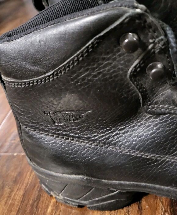 Red Wing Shoes Mens ASTM F 2413-05 MT/75 Black Steel Toe Waterproof Boot Size 10 main image 9